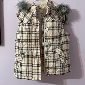 Aeropostale Puffer Vest